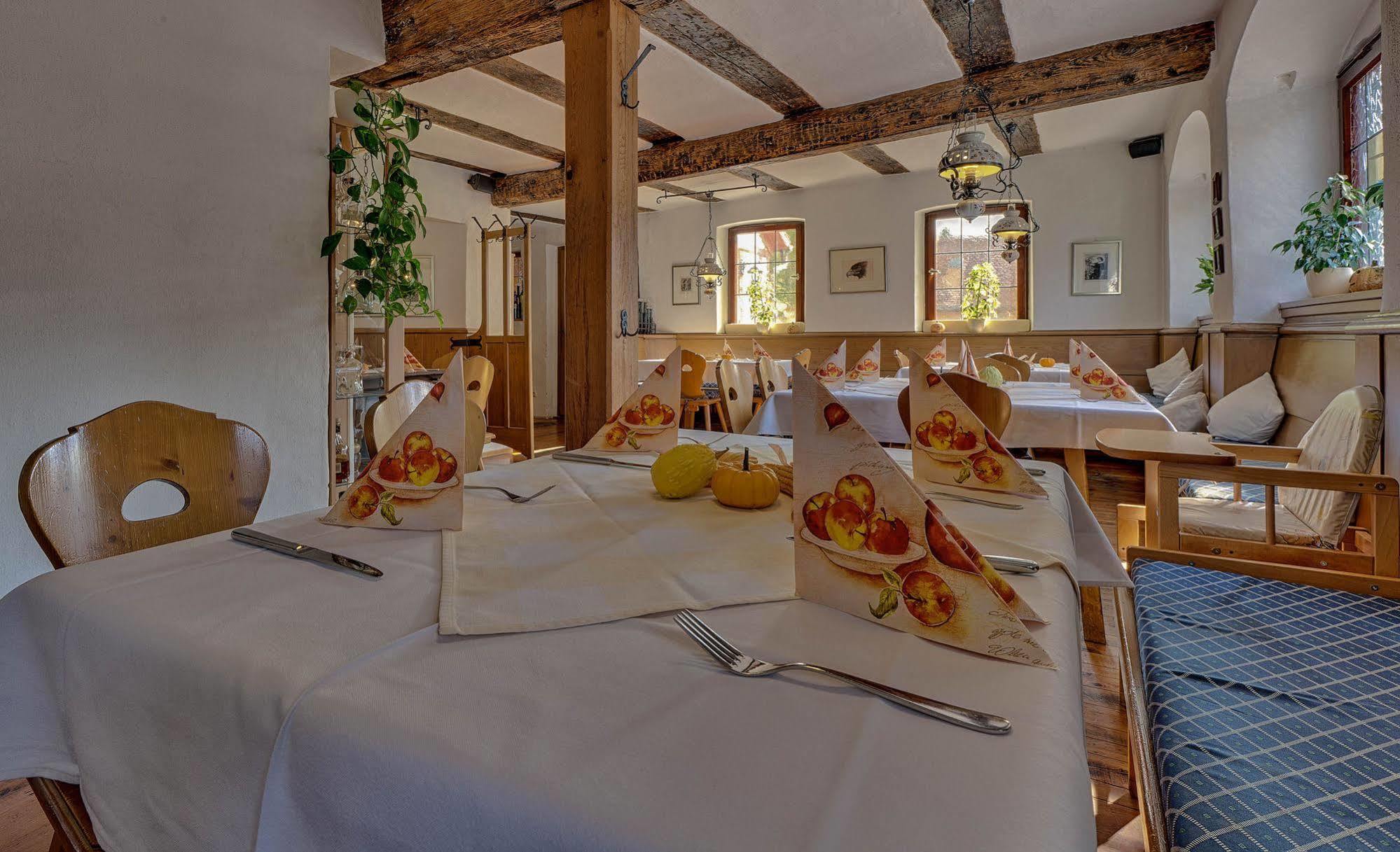 Landhaus Zum Falken Tauberzell Exteriér fotografie