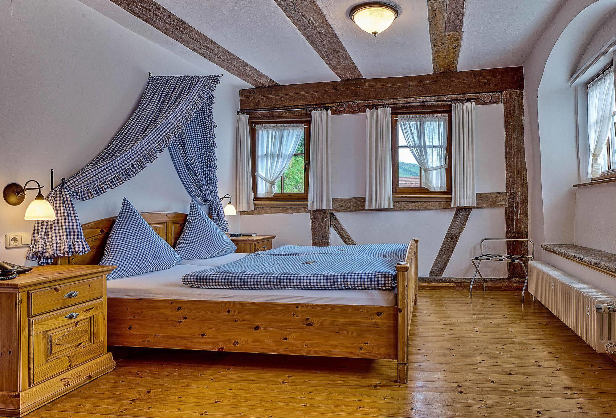 Landhaus Zum Falken Tauberzell Exteriér fotografie